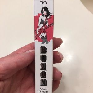 Buxom lip gloss